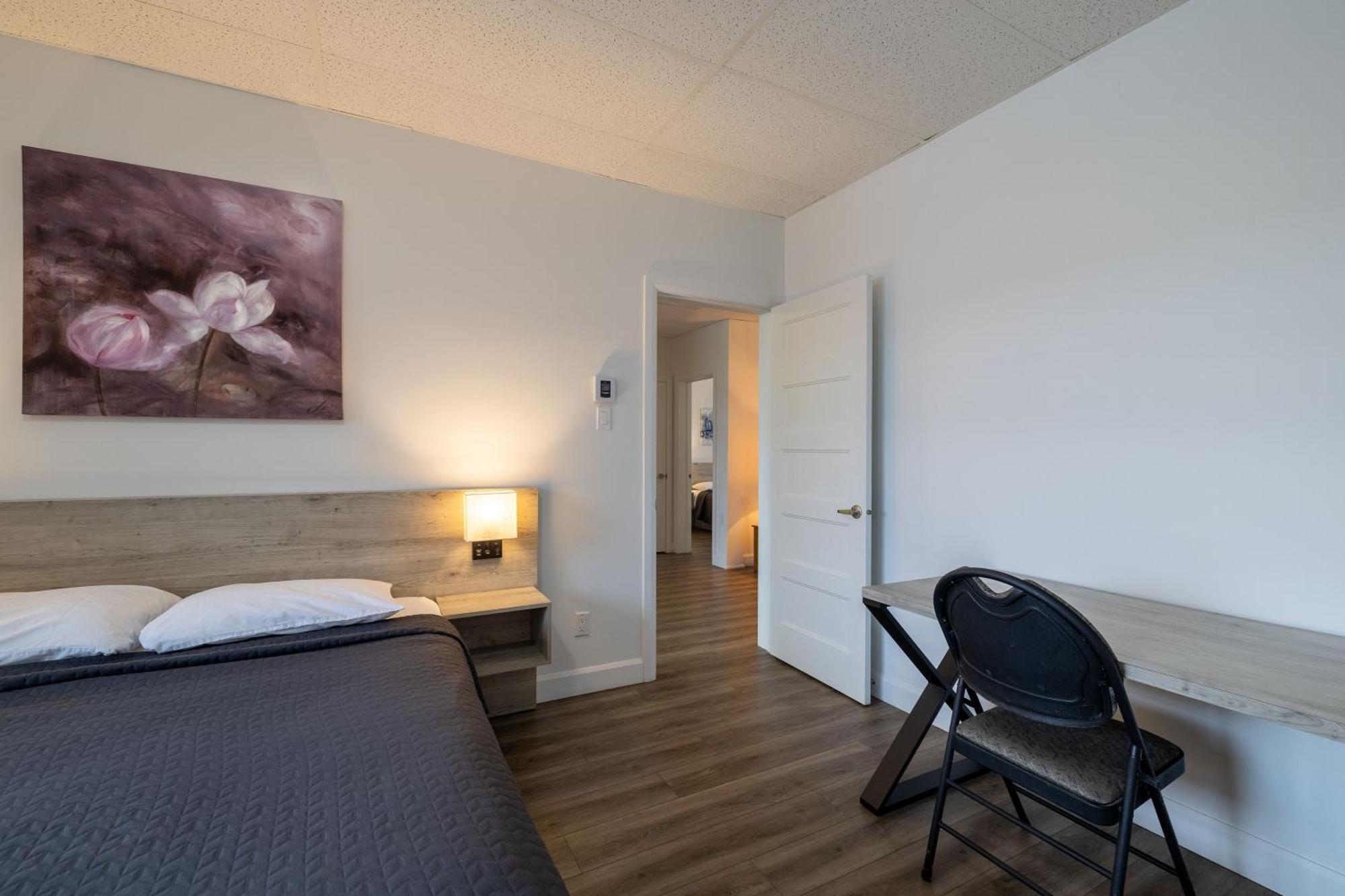 Motel Et Condo Chez Charley Sainte-Anne-de-Beaupre Ngoại thất bức ảnh