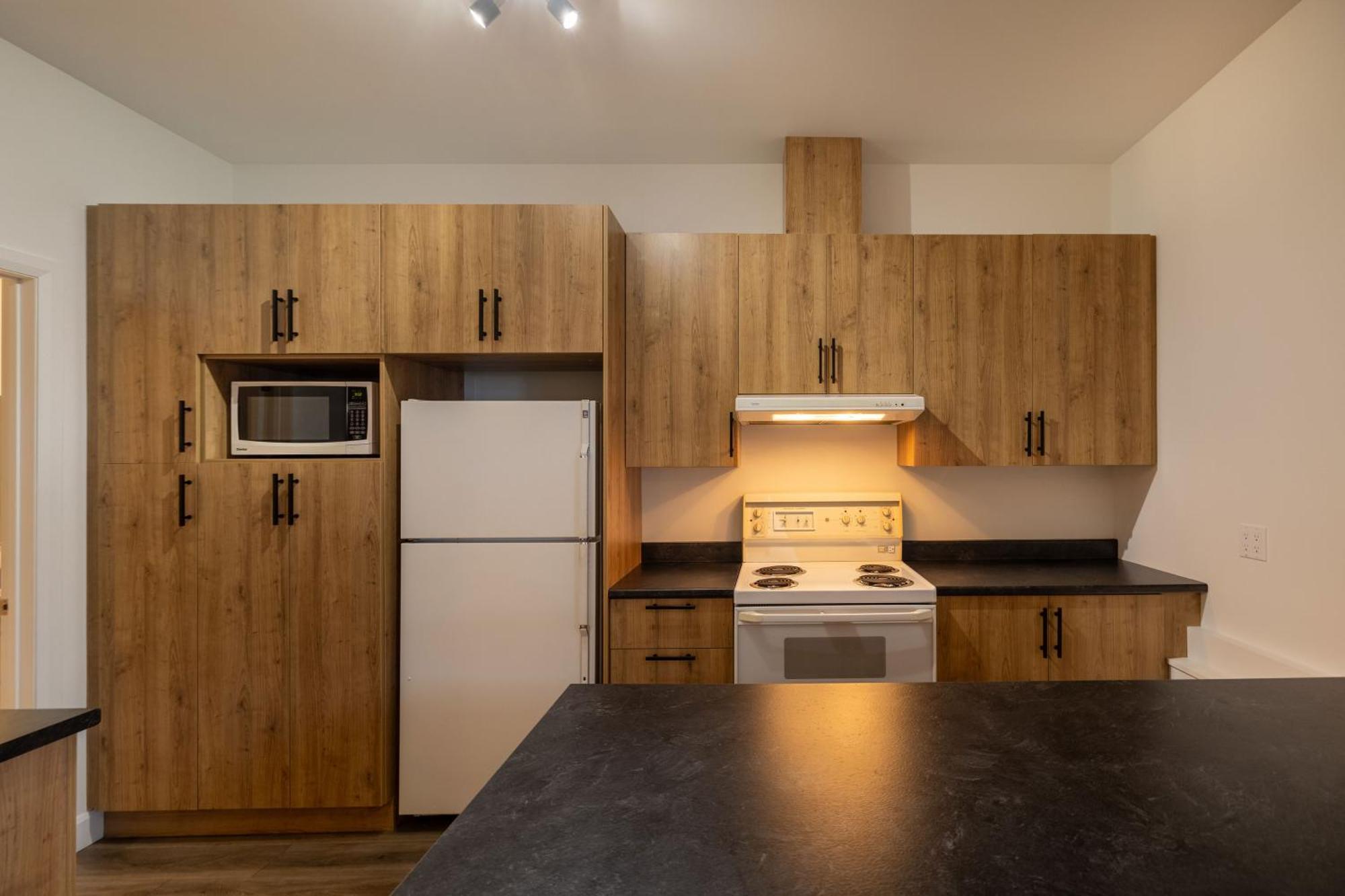 Motel Et Condo Chez Charley Sainte-Anne-de-Beaupre Ngoại thất bức ảnh
