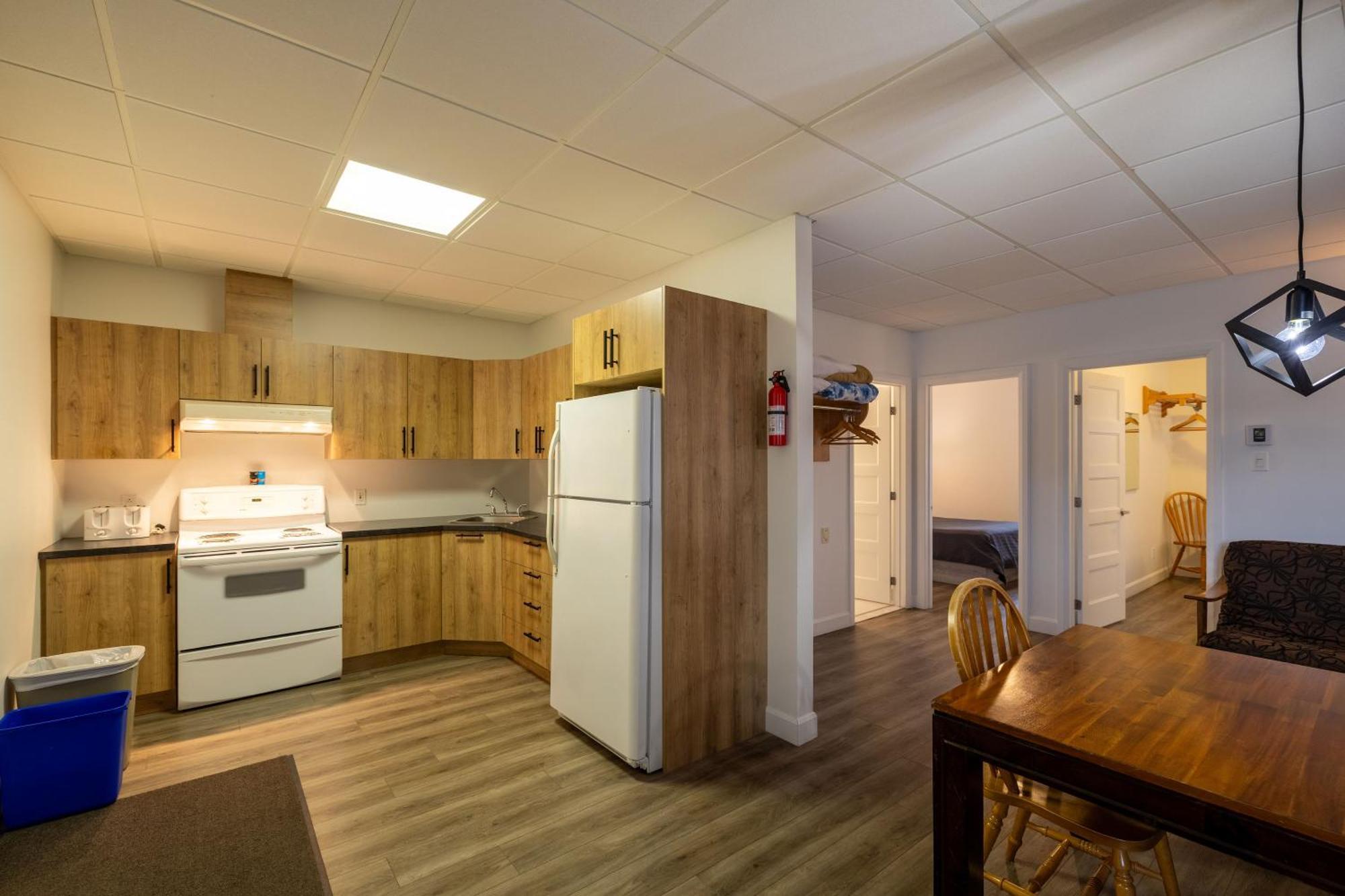 Motel Et Condo Chez Charley Sainte-Anne-de-Beaupre Ngoại thất bức ảnh