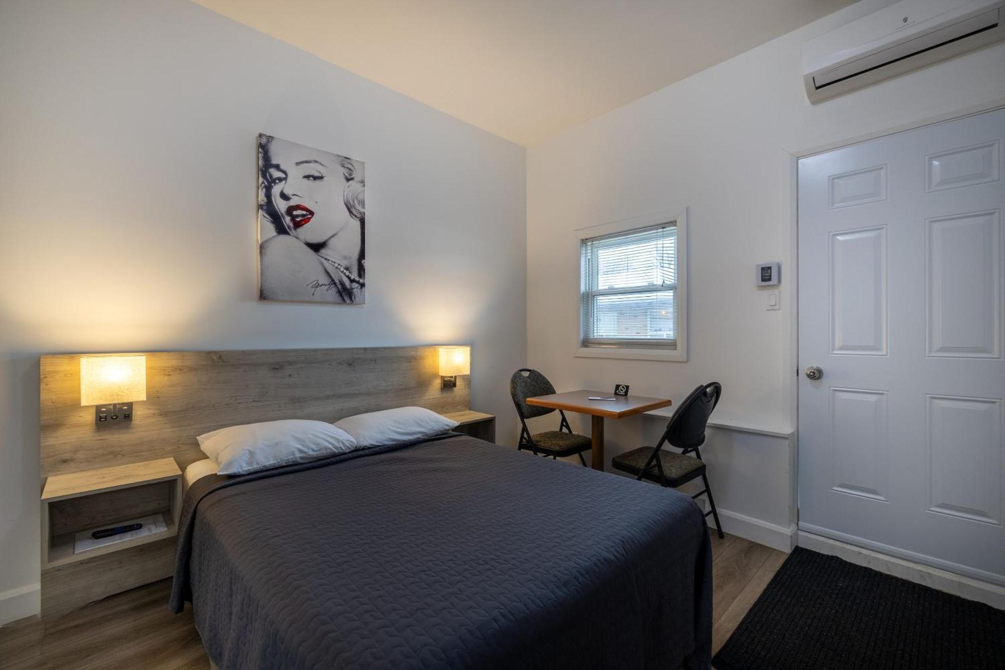 Motel Et Condo Chez Charley Sainte-Anne-de-Beaupre Ngoại thất bức ảnh